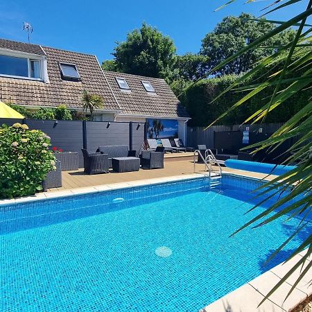 Beautiful Apartment With Private Pool Near Tenby Kilgetty Екстериор снимка
